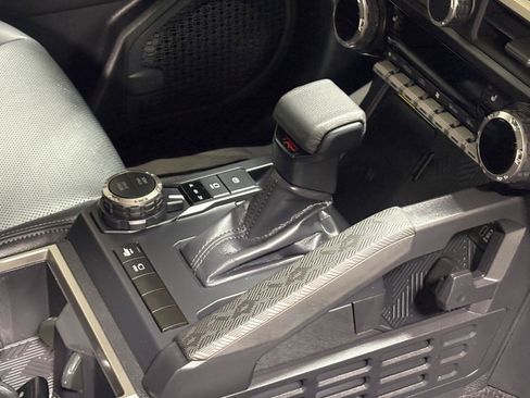 Used 2024 Toyota Tacoma TRD Sport w/ TRD Sport Premium Package AWD/4WD image 6