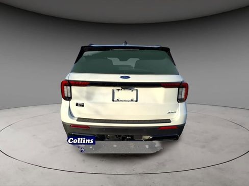 New 2026 Ford Explorer ST-Line w/ ST-Line Street Pack image 7