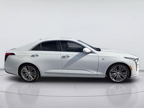 Used 2020 Cadillac CT4 Premium Luxury RWD image 4