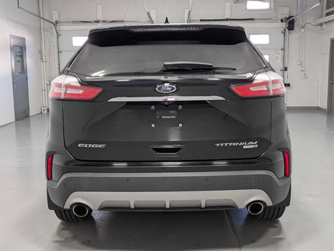 Used 2019 Ford Edge Titanium w/ Equipment Group 301A AWD/4WD image 9