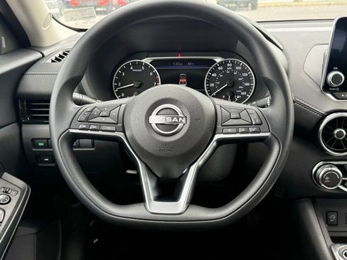 New 2025 Nissan Sentra SV image 18