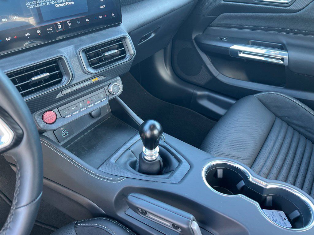 Used 2025 Ford Mustang GT w/ GT Performance Package RWD image 6