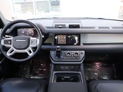 Certified 2022 Land Rover Defender 110 X-Dynamic SE AWD/4WD image 24