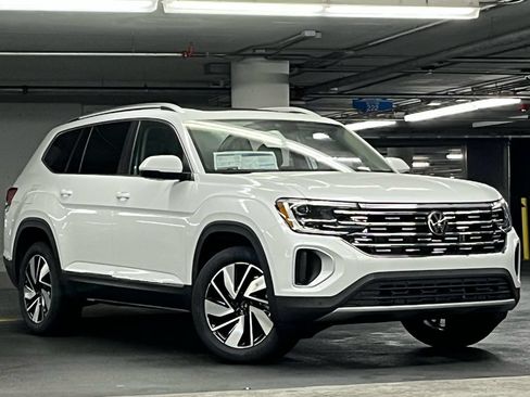 New 2026 Volkswagen Atlas SEL AWD/4WD image 2