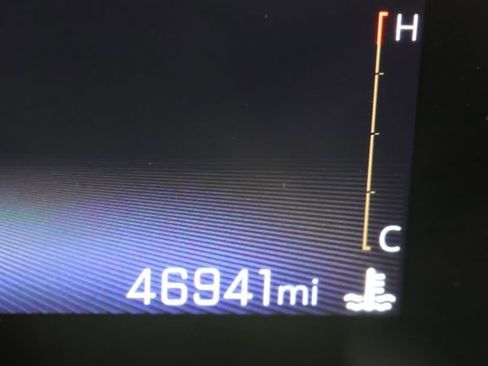 Used 2024 Chevrolet Trax LT image 13