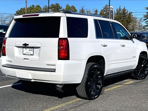 Used 2019 Chevrolet Tahoe Premier w/ Premier Plus Edition image 3