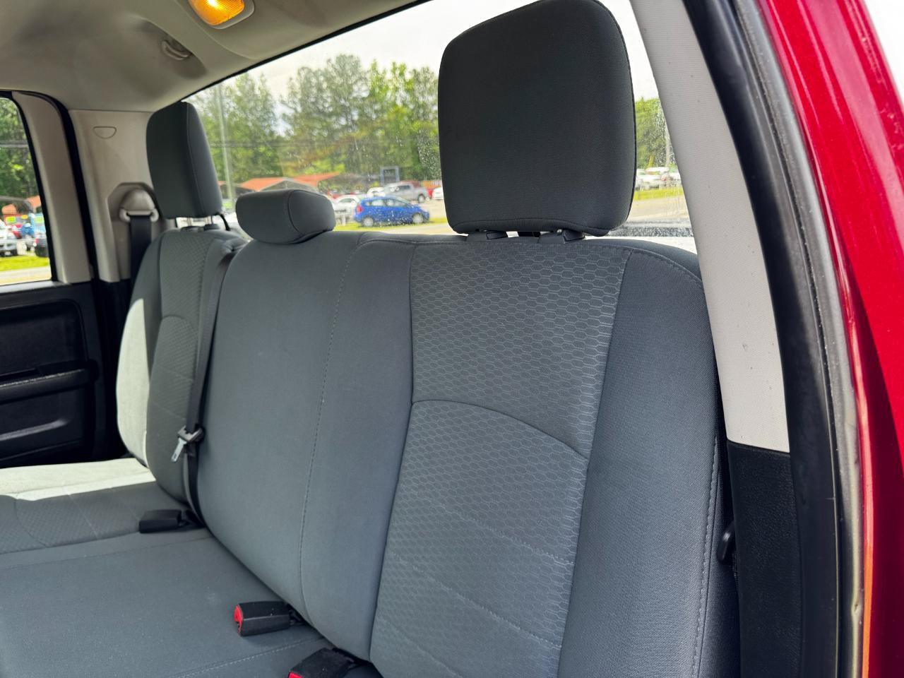 Used 2018 RAM 1500 Express w/ Express Value Package AWD/4WD image 19