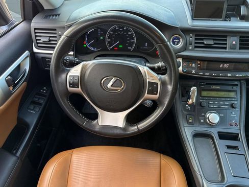 Used 2012 Lexus CT 200h Premium FWD image 25