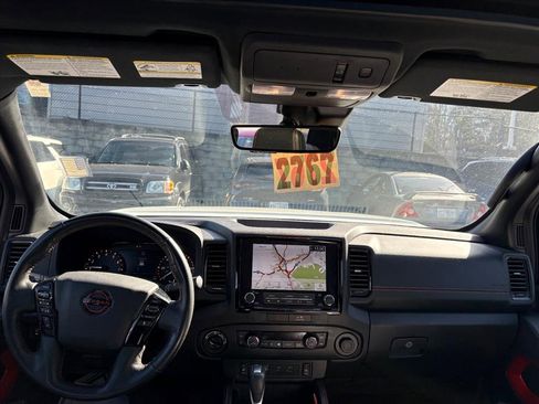 Used 2023 Nissan Frontier PRO-4X w/ Pro-4X Premium Package image 6