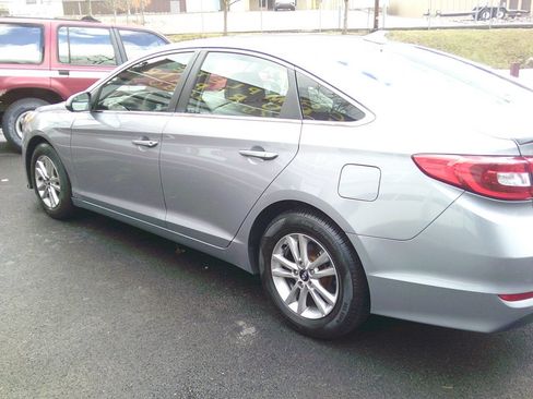 Used 2016 Hyundai Sonata SE image 7
