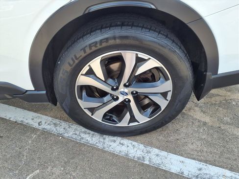 Used 2020 Subaru Outback Touring w/ Popular Package #2 image 25