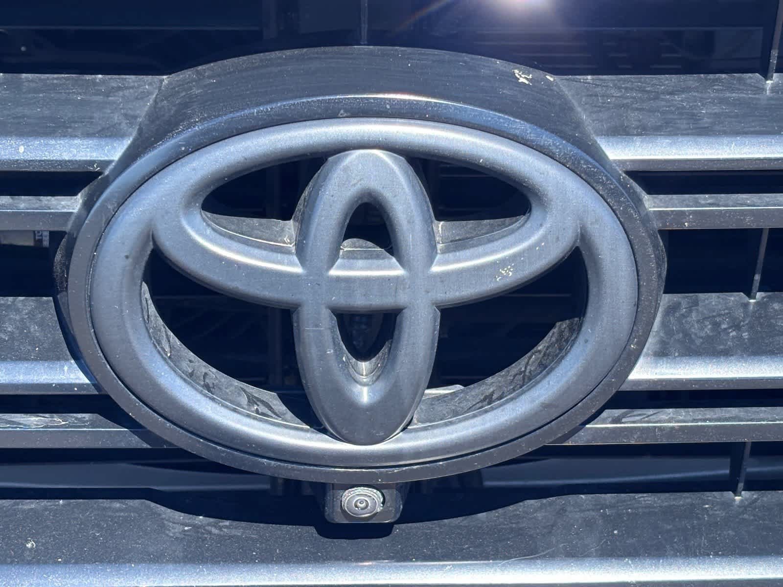 Used 2024 Toyota Sequoia Limited w/ TRD Off-Road Package AWD/4WD image 15
