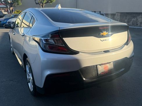 Used 2017 Chevrolet Volt LT FWD image 8