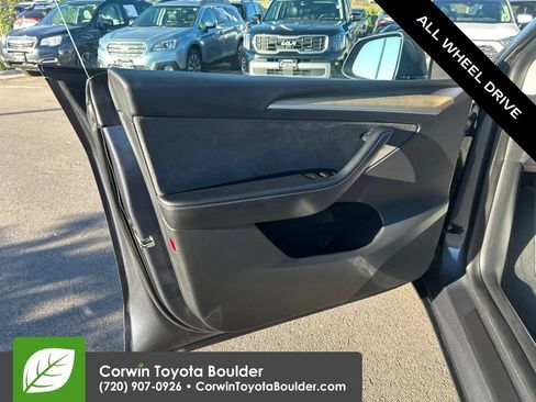 Used 2023 Tesla Model Y Long Range AWD/4WD image 22