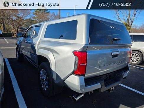 Used 2024 Toyota Tacoma Limited w/ Limited Package (LT) image 4