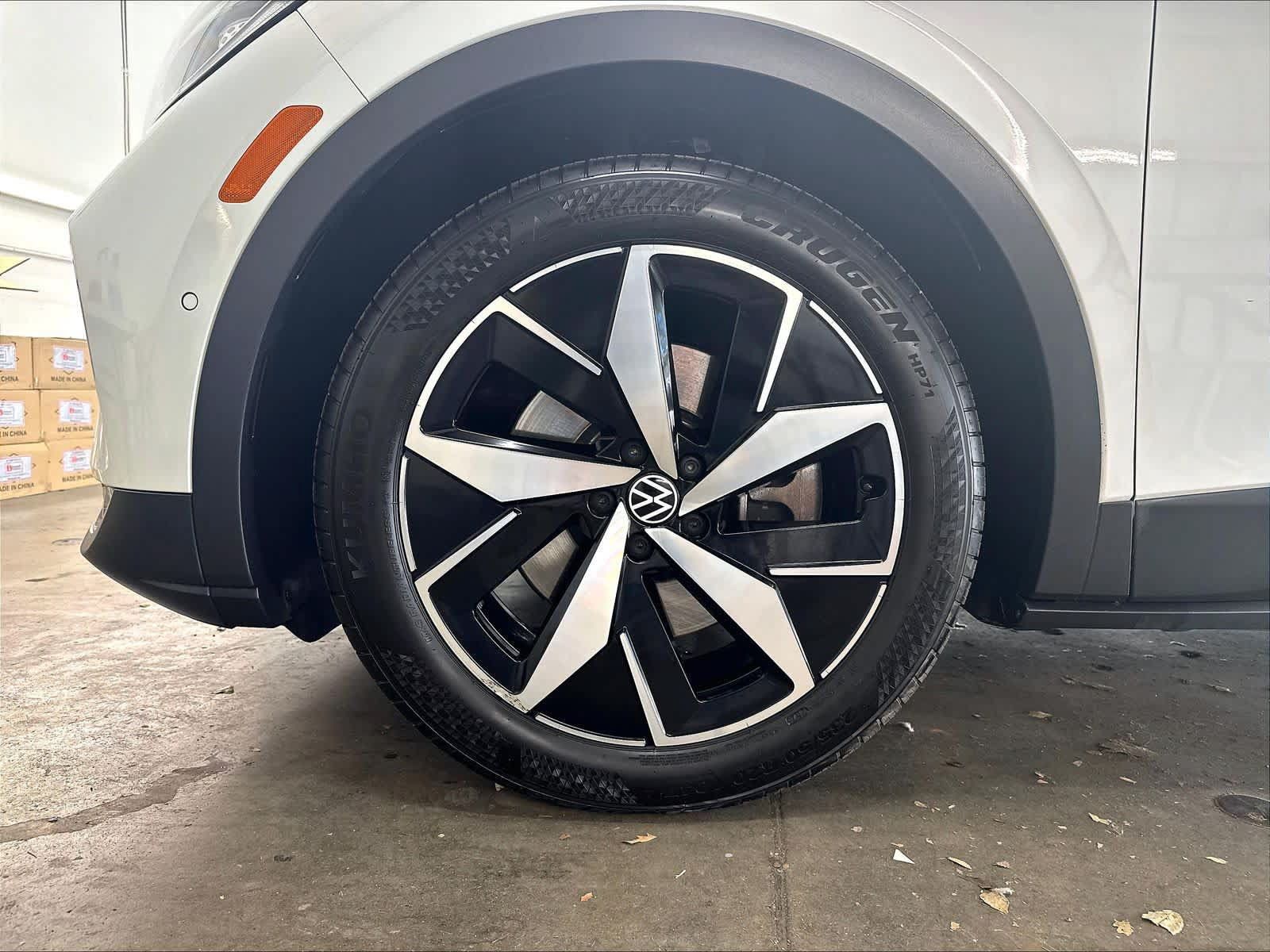 Used 2023 Volkswagen ID.4 Pro S RWD image 35