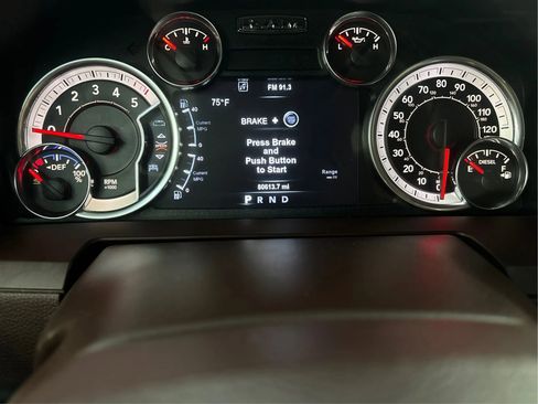 Used 2018 RAM 1500 Laramie w/ Convenience Group AWD/4WD image 23