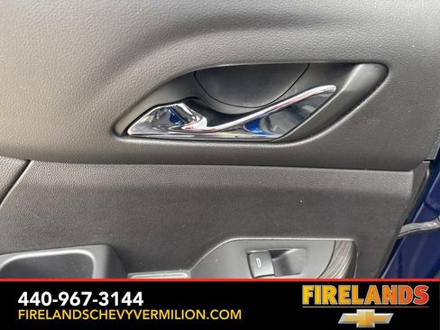 Certified 2023 GMC Acadia SLT w/ Technology Package image 51