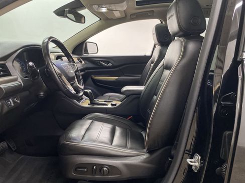 Used 2018 GMC Acadia Denali w/ Technology Package AWD/4WD image 13