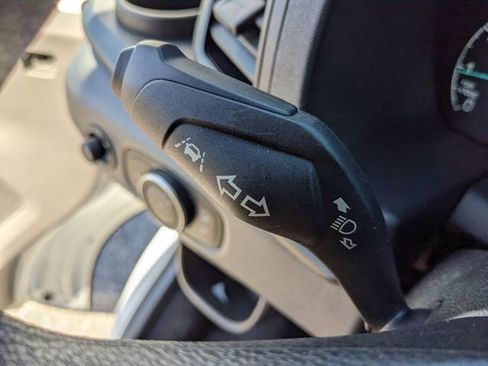 Used 2025 Ford Transit 350 XLT image 28