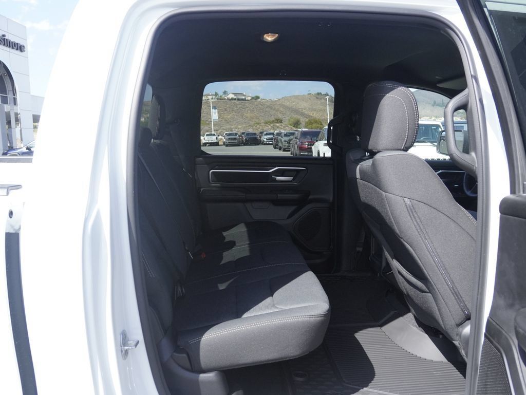 New 2026 RAM 1500 Big Horn AWD/4WD image 33