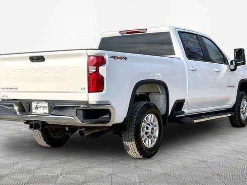 Used 2025 Chevrolet Silverado 2500 LT w/ Convenience Package image 5