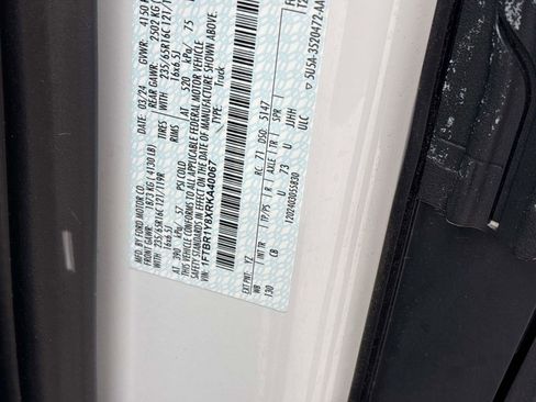 Used 2024 Ford Transit 250 Low Roof w/ Exterior Upgrade Package image 29