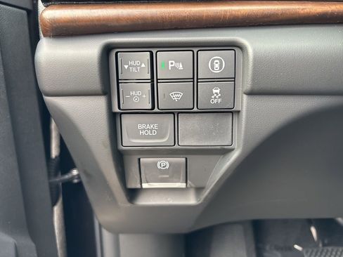 Used 2024 Acura RDX SH-AWD w/ Advance Package image 23