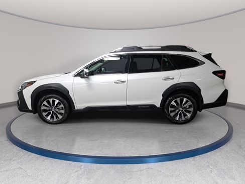 Used 2025 Subaru Outback Touring XT w/ Popular Package #2 AWD/4WD image 8
