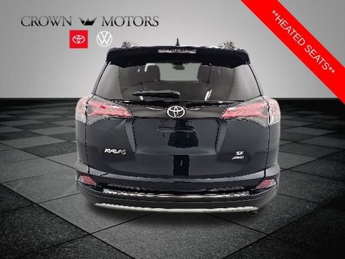 Used 2017 Toyota RAV4 SE AWD/4WD image 5