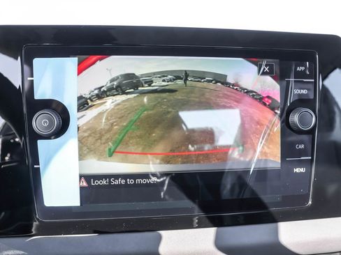 New 2026 Volkswagen Jetta SE FWD image 7