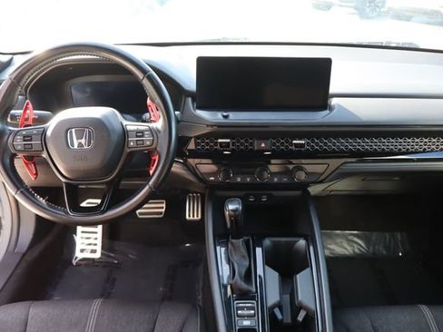 Used 2023 Honda Accord Sport image 28