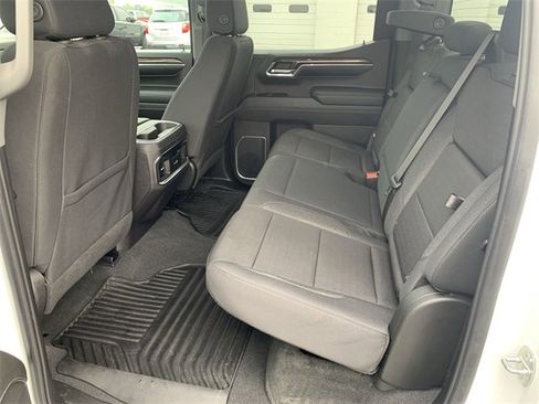 Used 2024 GMC Sierra 1500 Elevation image 23
