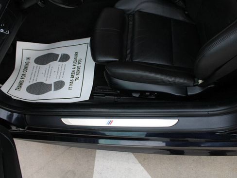 Used 2012 BMW M3 Convertible w/ Premium Pkg RWD image 22