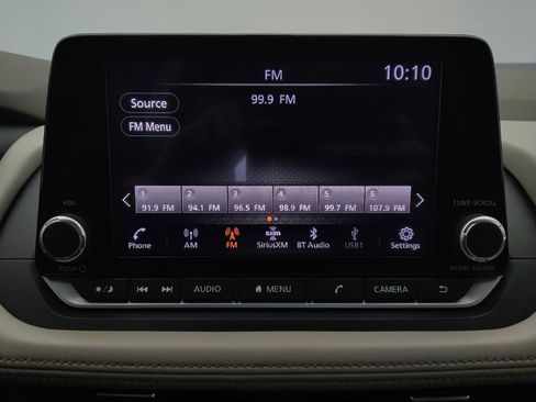 Used 2023 Nissan Rogue SV image 25