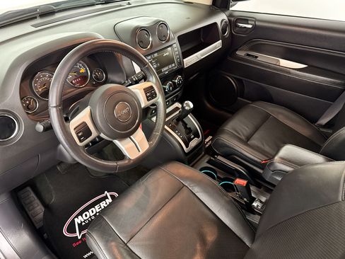 Used 2016 Jeep Compass High Altitude AWD/4WD image 15