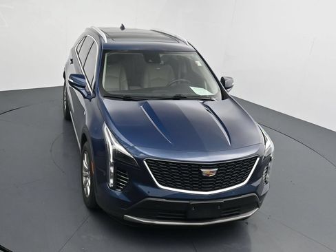 Used 2021 Cadillac XT4 Premium Luxury AWD/4WD image 10
