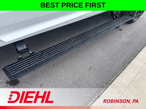 New 2026 RAM 2500 Laramie AWD/4WD image 9