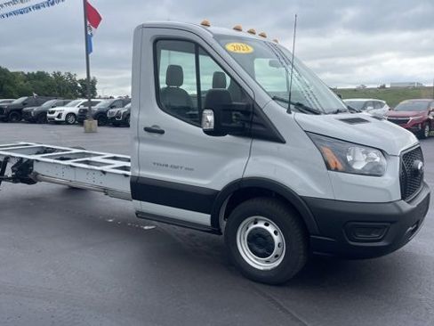 Used 2023 Ford Transit 350 w/ Fleet Fuel Economy Package image 9