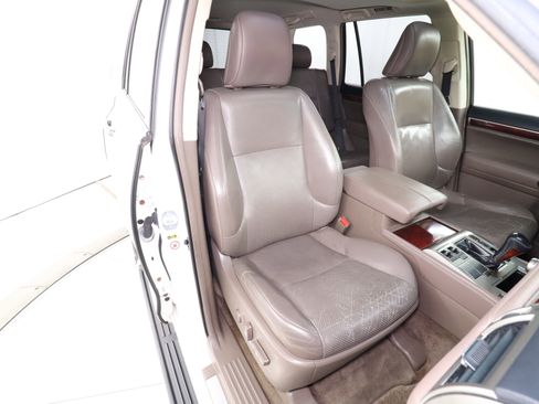 Used 2010 Lexus GX 460 image 18