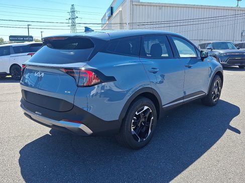 New 2026 Kia Sportage S image 3