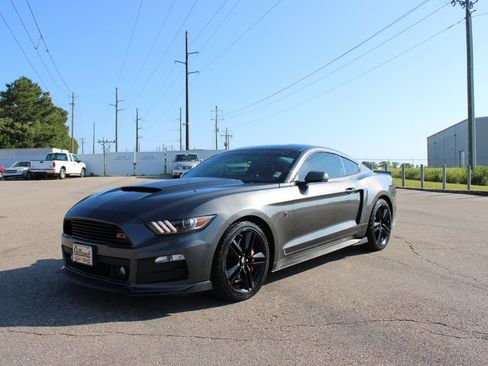 Used 2015 Ford Mustang Premium w/ Ecoboost Performance Package RWD image 2