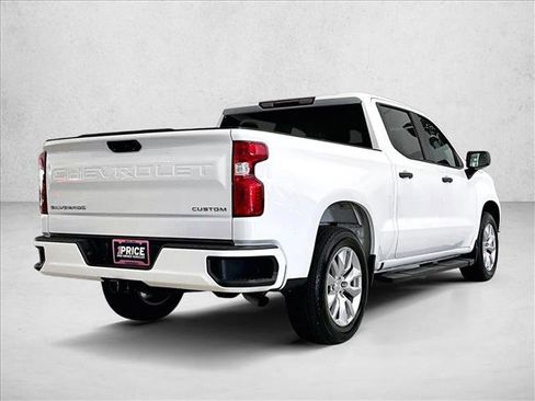 Used 2023 Chevrolet Silverado 1500 Custom RWD image 2