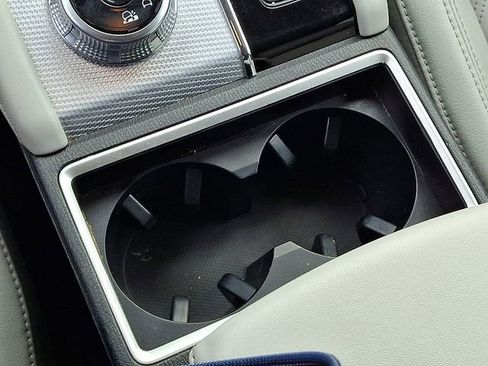 Used 2022 Mitsubishi Outlander SEL image 29