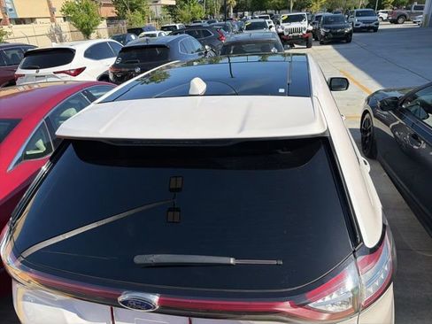 Used 2016 Ford Edge Titanium w/ Equipment Group 301A image 7