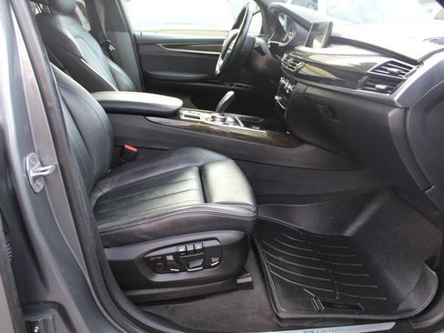Used 2017 BMW X5 xDrive40e AWD/4WD image 25