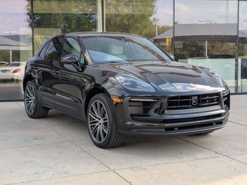 New 2026 Porsche Macan S AWD/4WD image 7