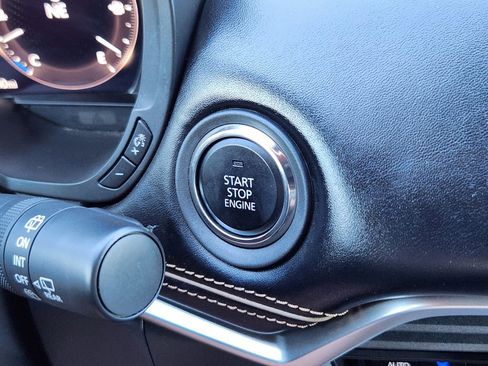 Used 2025 MAZDA CX-90 3.3 Turbo w/ Premium Plus Pkg image 12