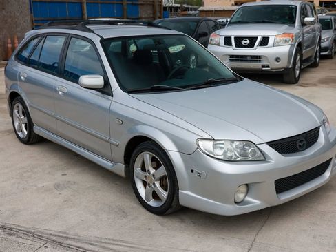 Used 2003 MAZDA Protege5 Hatchback 4D image 8