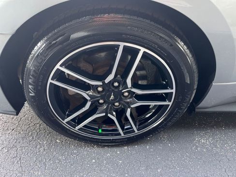 Used 2020 Ford Mustang Premium image 23